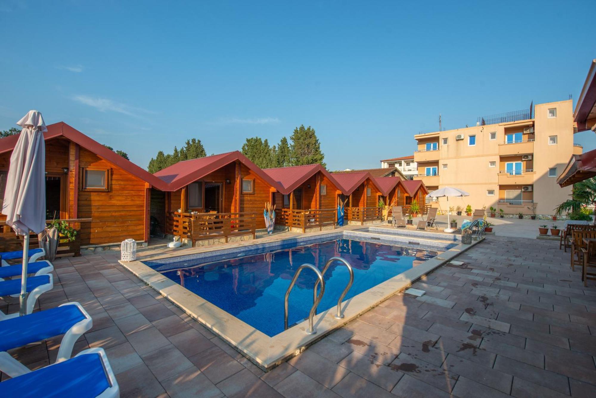 אולסינץ' Apartments And Bungalow Casa Palma מראה חיצוני תמונה