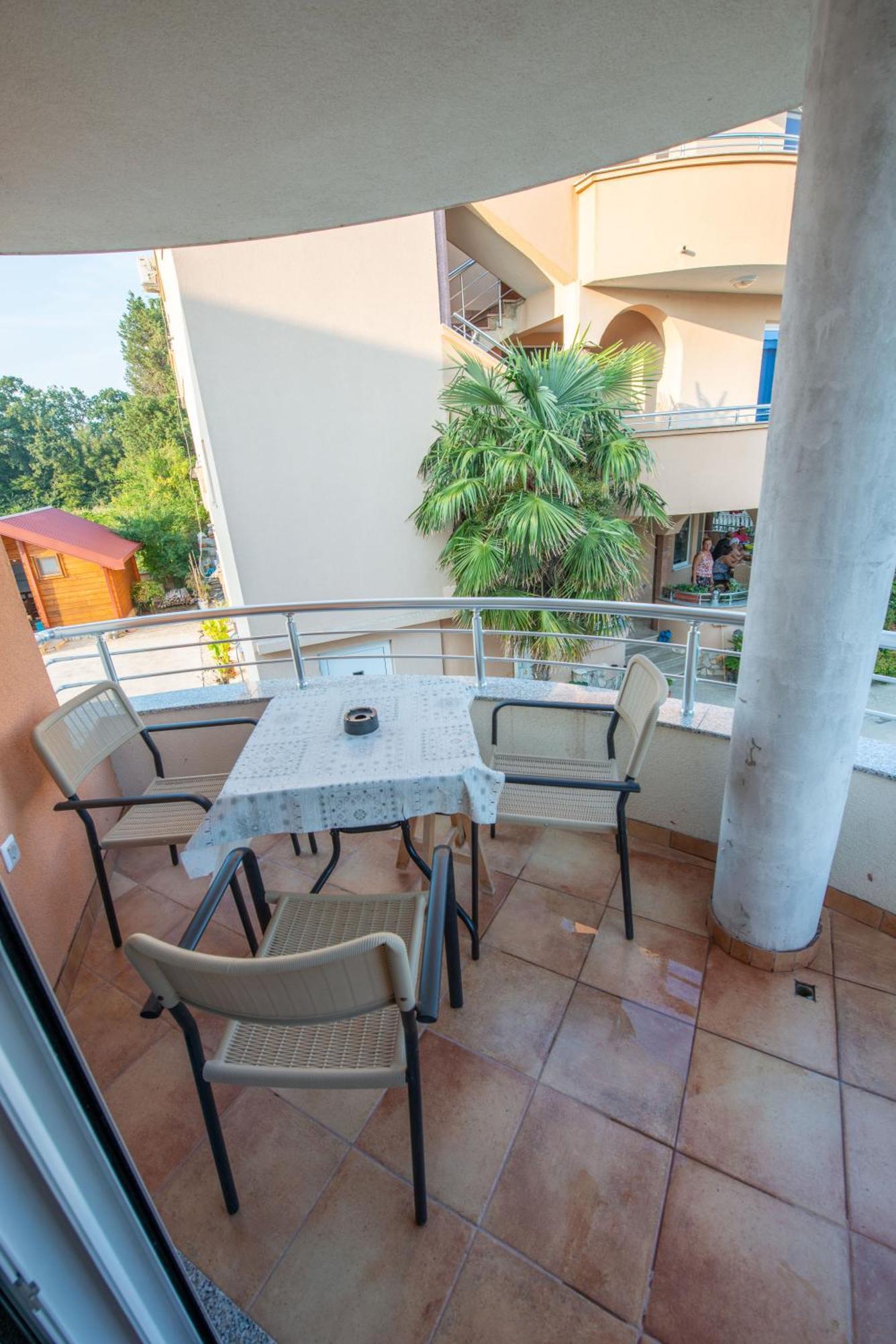 אולסינץ' Apartments And Bungalow Casa Palma מראה חיצוני תמונה