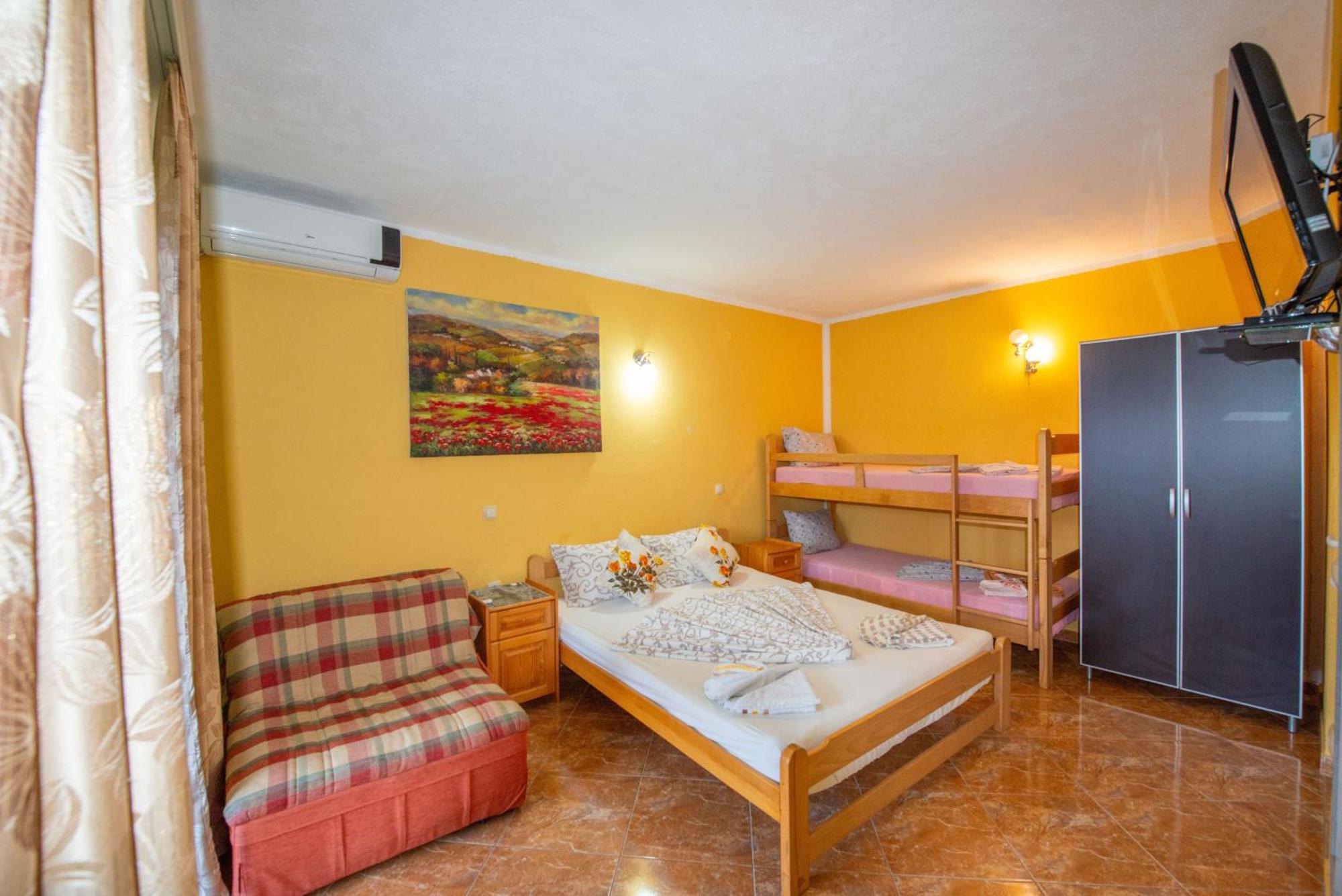 אולסינץ' Apartments And Bungalow Casa Palma חדר תמונה